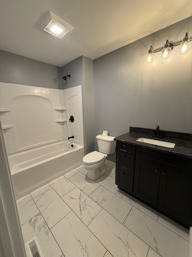 Building Photo - 26 Phinney Way
