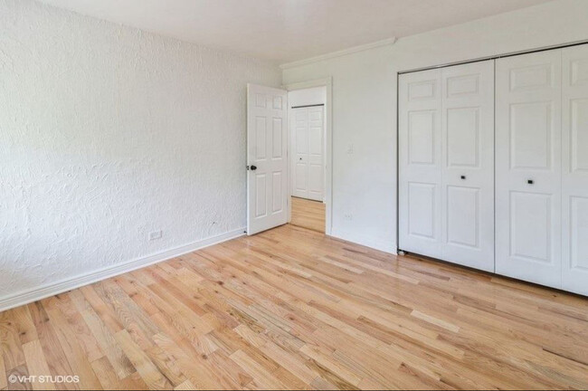 Building Photo - 1365 Fremont Dr