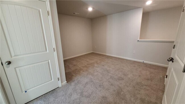 Building Photo - 3141 Greyton Dr