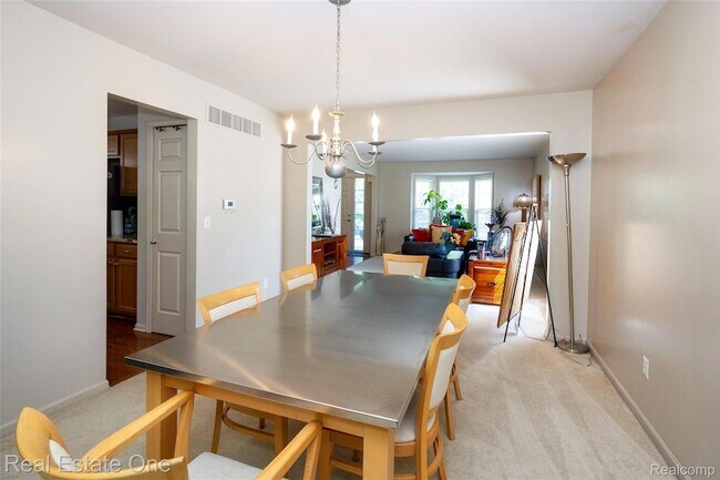 Building Photo - 3481 Castlewood Ct