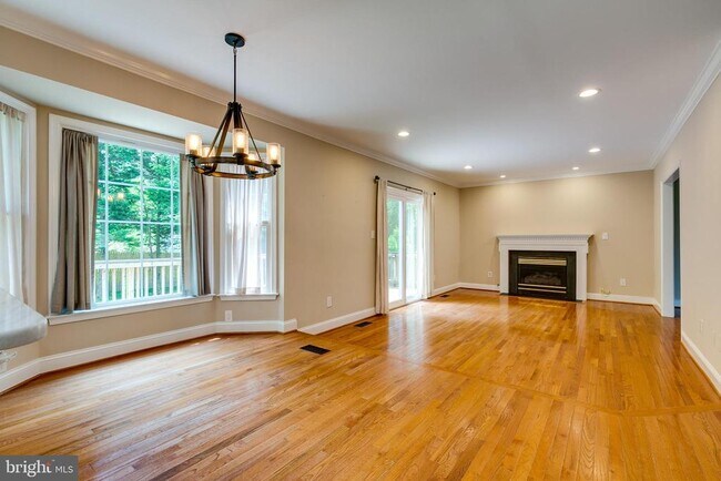 Building Photo - 7107 Dudrow Ct