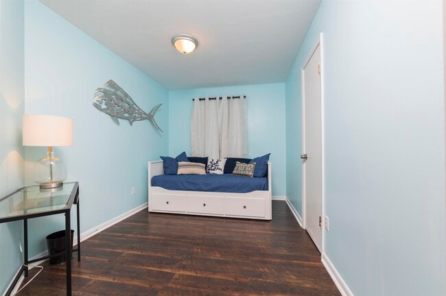 Building Photo - 43 Brigantine Ct