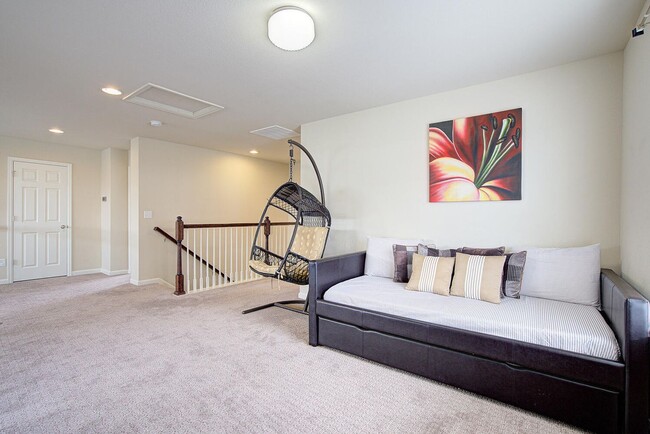 Building Photo - Bright, Spacious & Full of Charm Inside an...