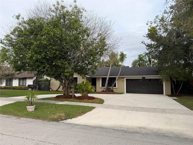 Building Photo - 10241 SW 132nd Ave