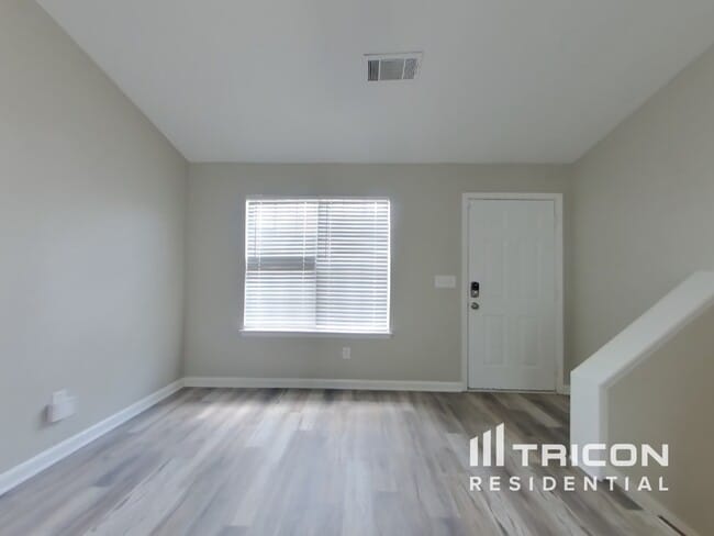 Building Photo - 902 Shiloh Ridge Run NW