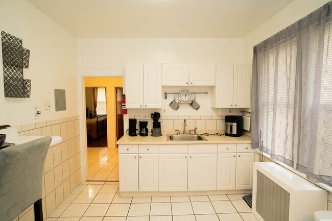 Building Photo - 101 Boyden Ave