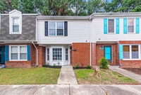 Building Photo - 5632 Trafalgar Arch