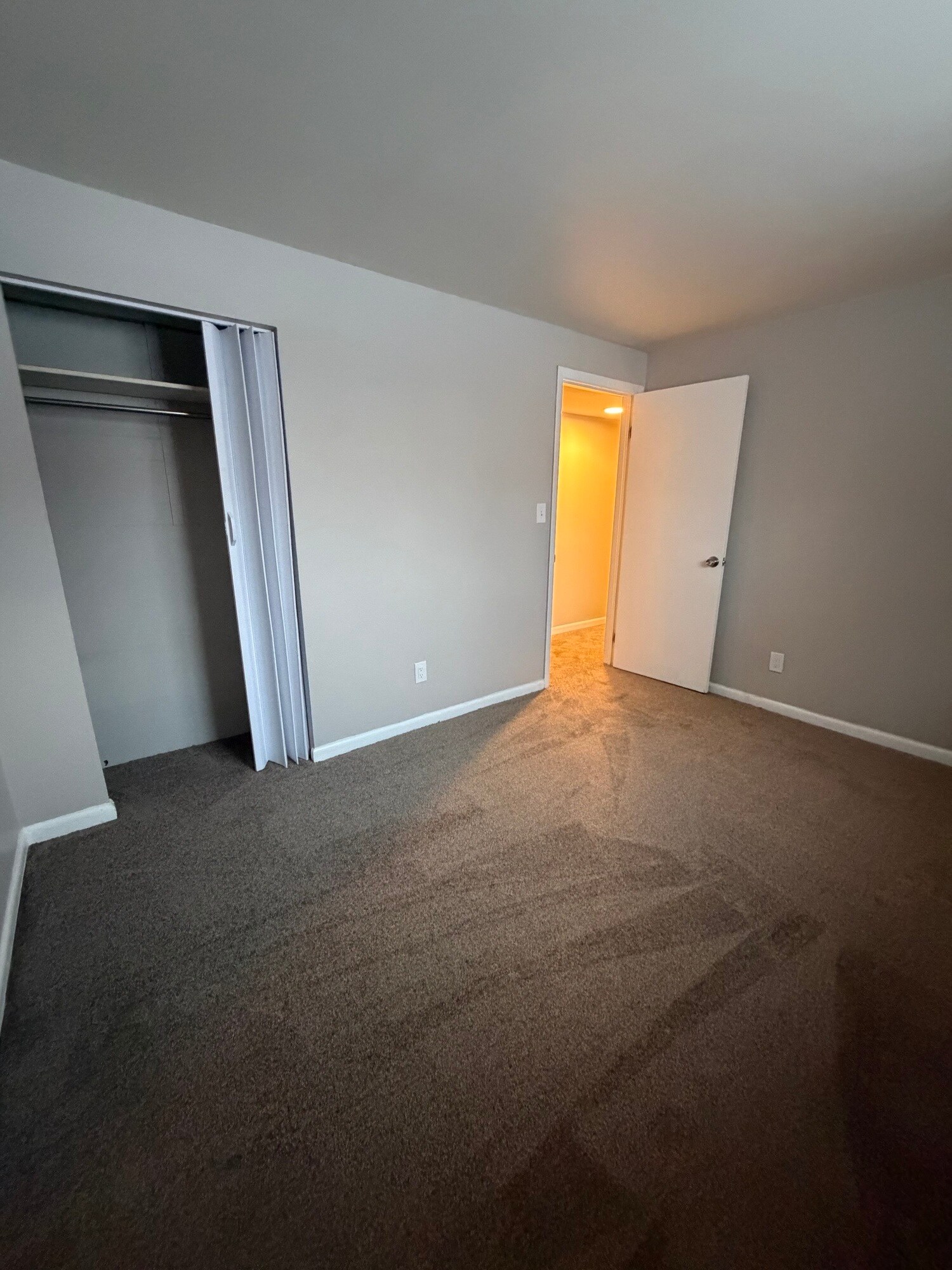 Building Photo - 235 Argus Dr