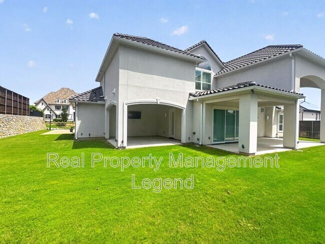 Building Photo - 809 Jamestown Ln