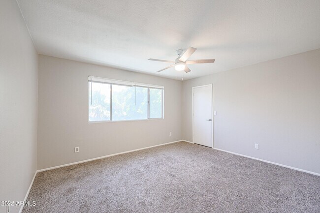 Building Photo - 6207 W Riviera Dr