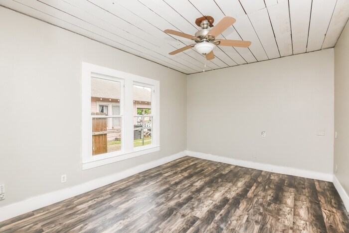 Building Photo - 114 Scurlock Ave