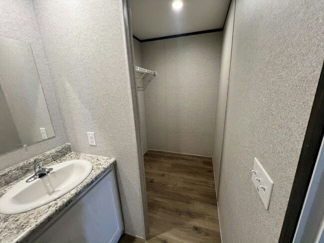 Building Photo - 21 Park Pl