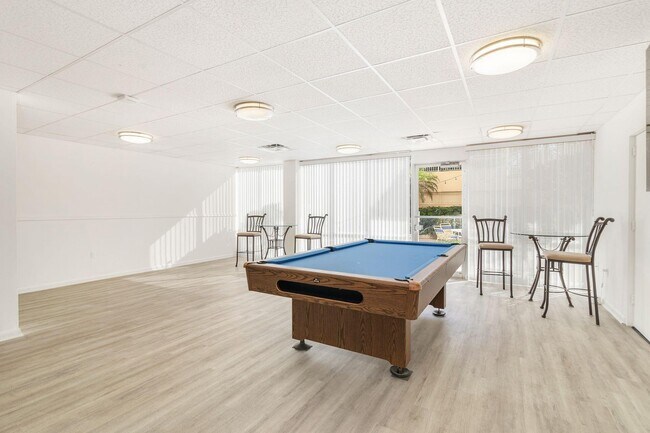 Building Photo - 3475 S Ocean Blvd