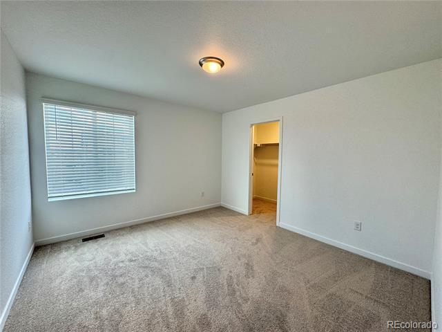 Building Photo - 4858 Astor Pl