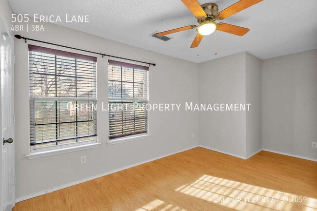 Building Photo - 505 Erica Ln