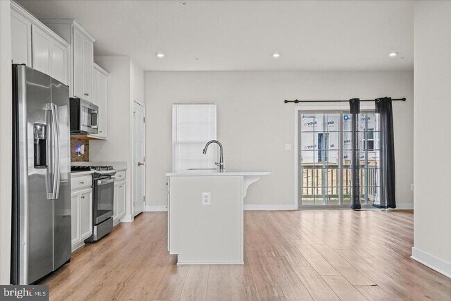 Building Photo - 4111 Shirley Rose Ct