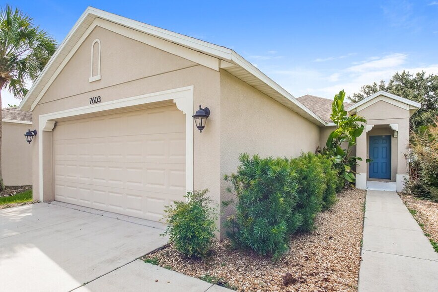 Building Photo - 7603 Forest Mere Dr