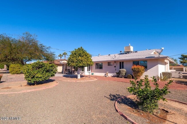 Building Photo - 10729 W Sun City Blvd