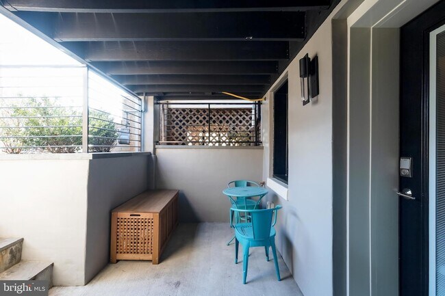 Building Photo - 4514 15th St NW