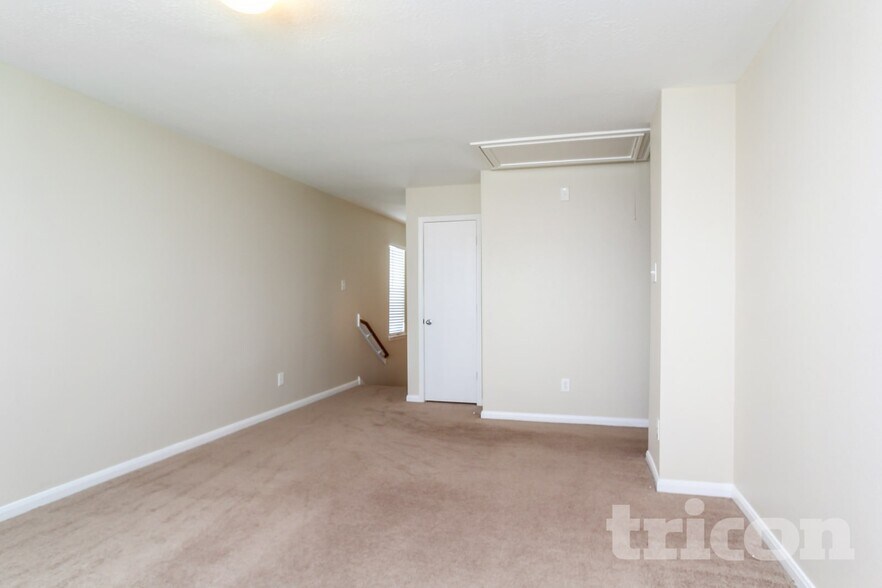 Building Photo - 3643 Fuller Bluff Dr