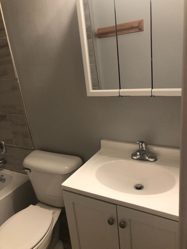 Building Photo - 239 N Tacoma Ave