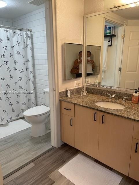 Building Photo - 2439 Centergate Dr