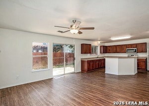 Building Photo - 742 Pinafore St