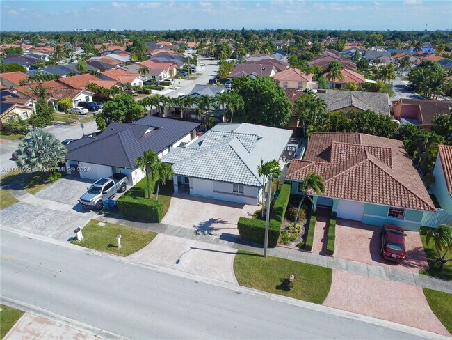 Primary Photo - 5261 SW 144th Ave