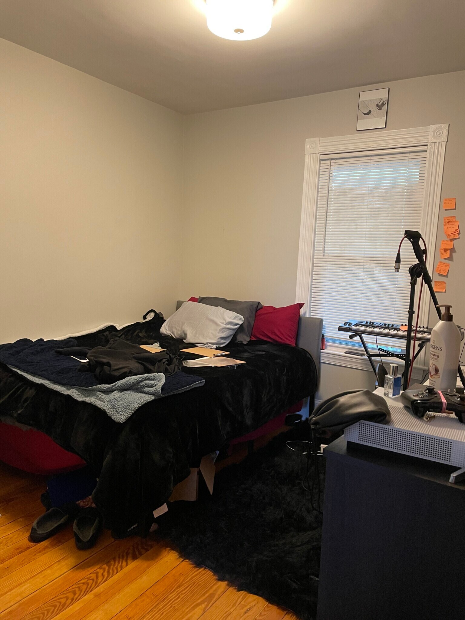 Building Photo - 267 E Cottage St