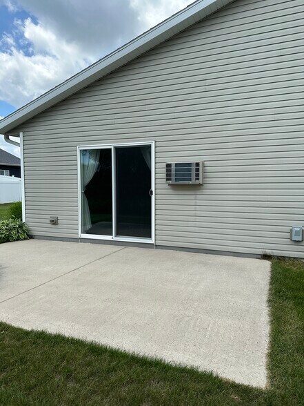 Building Photo - 3403 Cimarron Ct