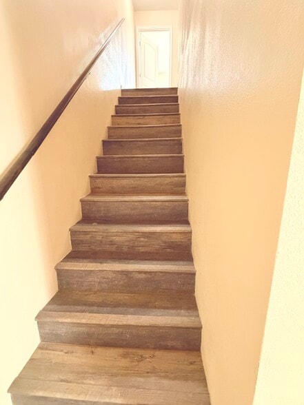 Building Photo - 12328 Ormandy St