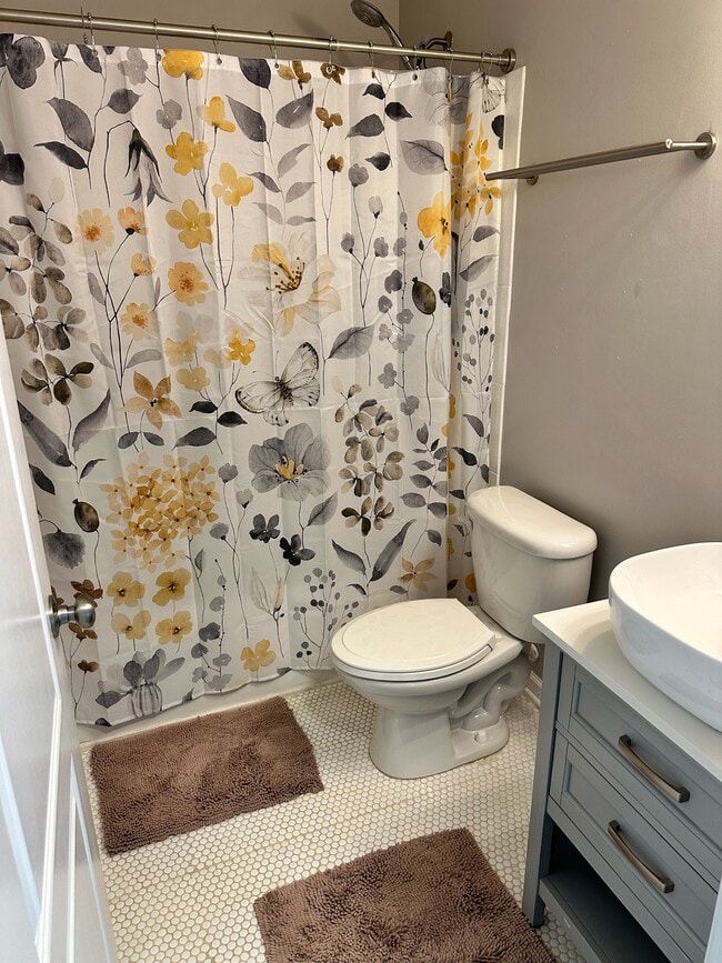 Building Photo - 144 Prelude Dr