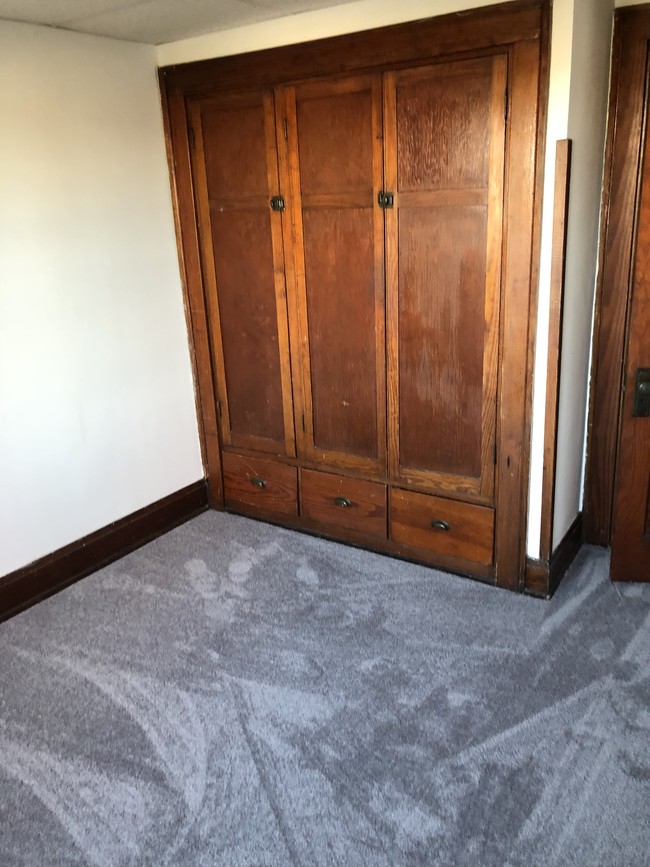 Primary Photo - 1501 Morgantown Ave