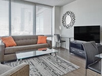 Building Photo - 33 Hudson St