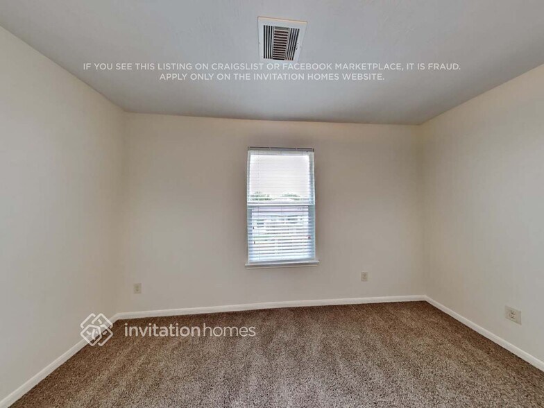 Building Photo - 810 Rosa Del Villa Ct