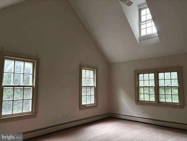 Building Photo - 410 Wharf Rd
