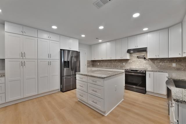 Building Photo - 2321 Quail Hollow Dr
