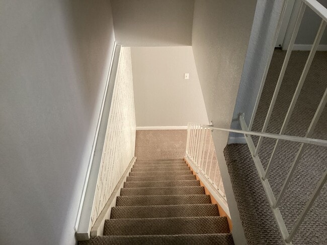 Building Photo - 460 W Alamos Ave