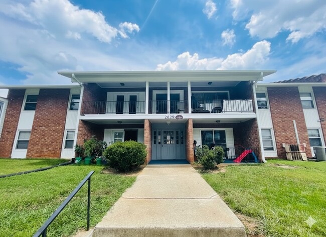 Building Photo - 2829 N Ohenry Blvd