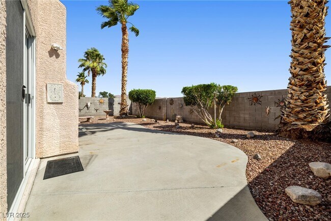 Building Photo - 6804 Rosinwood St