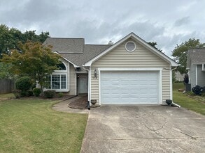 Building Photo - 118 Millstone Ln