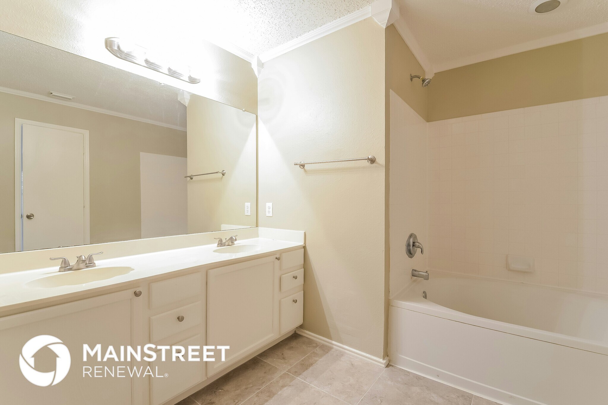 Building Photo - 8423 Manderly Pl