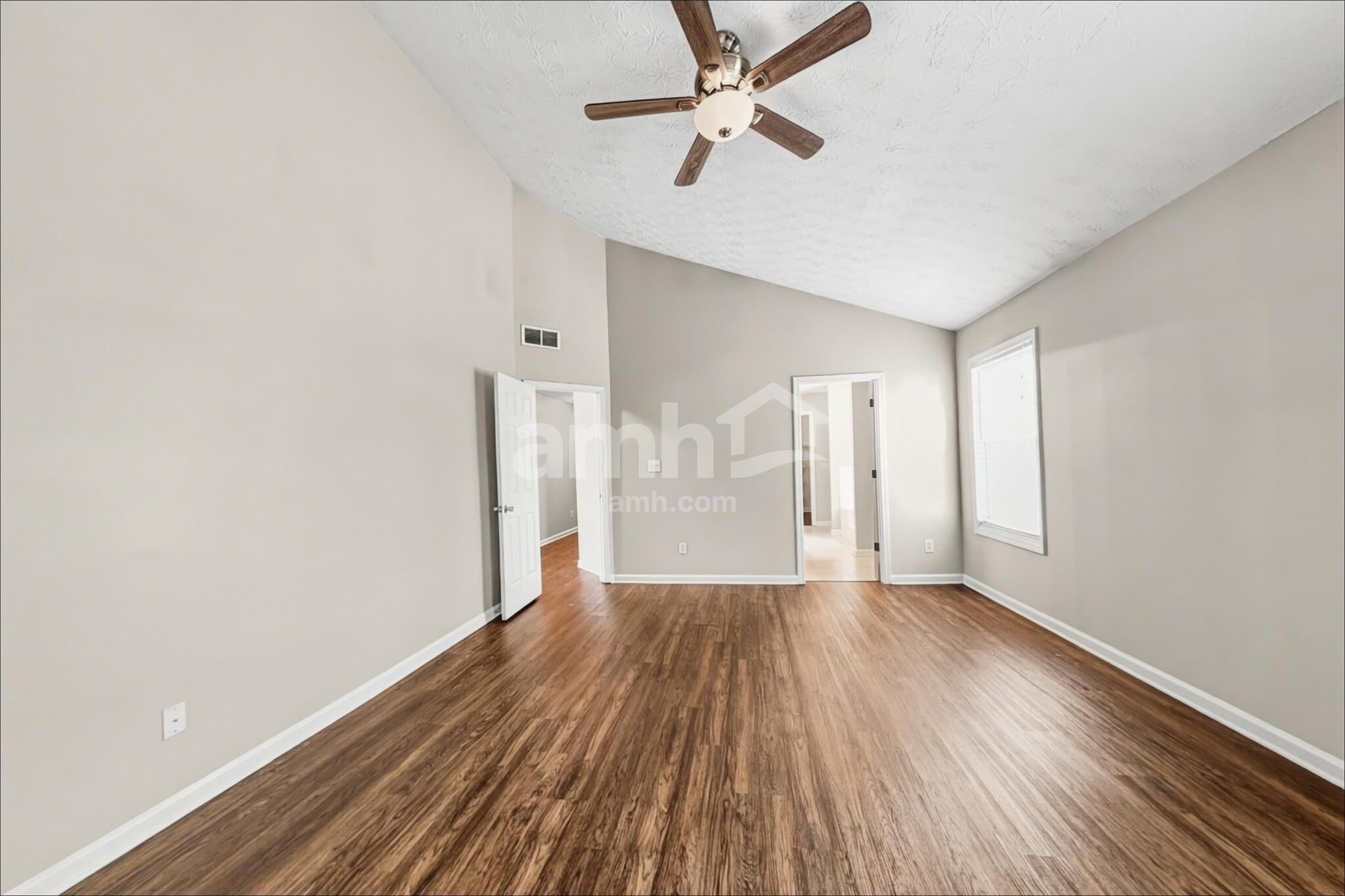 Building Photo - 1558 Great Shoals Cir