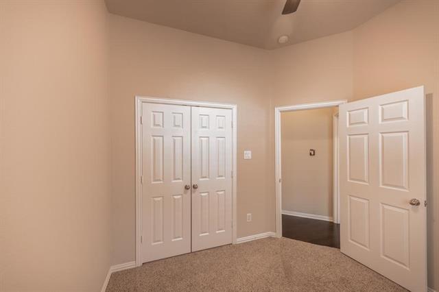 Building Photo - 2034 Westbury Ln