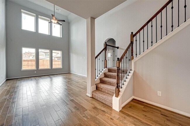 Building Photo - 23514 San Ricci Ct