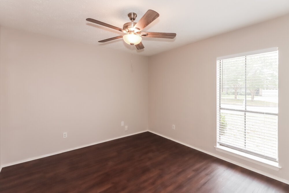 Building Photo - 20810 Union Park Dr