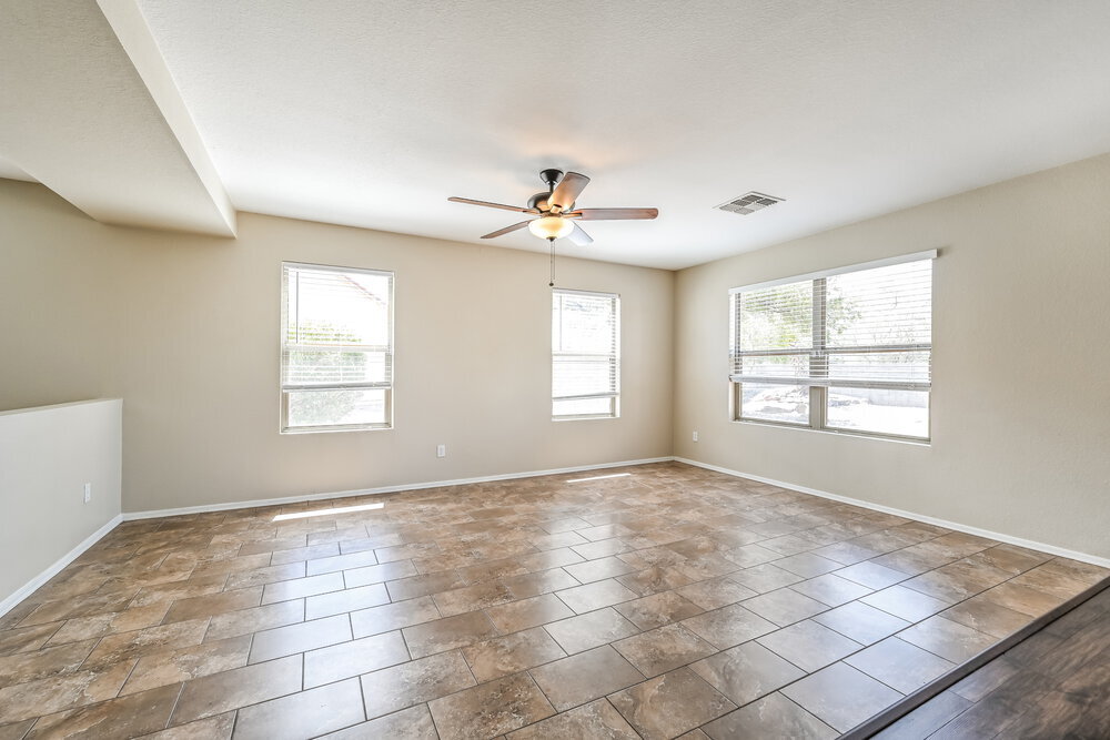 Building Photo - 15331 W Cameron Cir