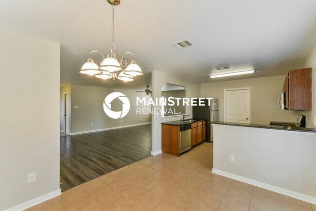 Building Photo - 3 Bedroom Pet-Friendly Home in San Antonio, TX with Main Street Renewal