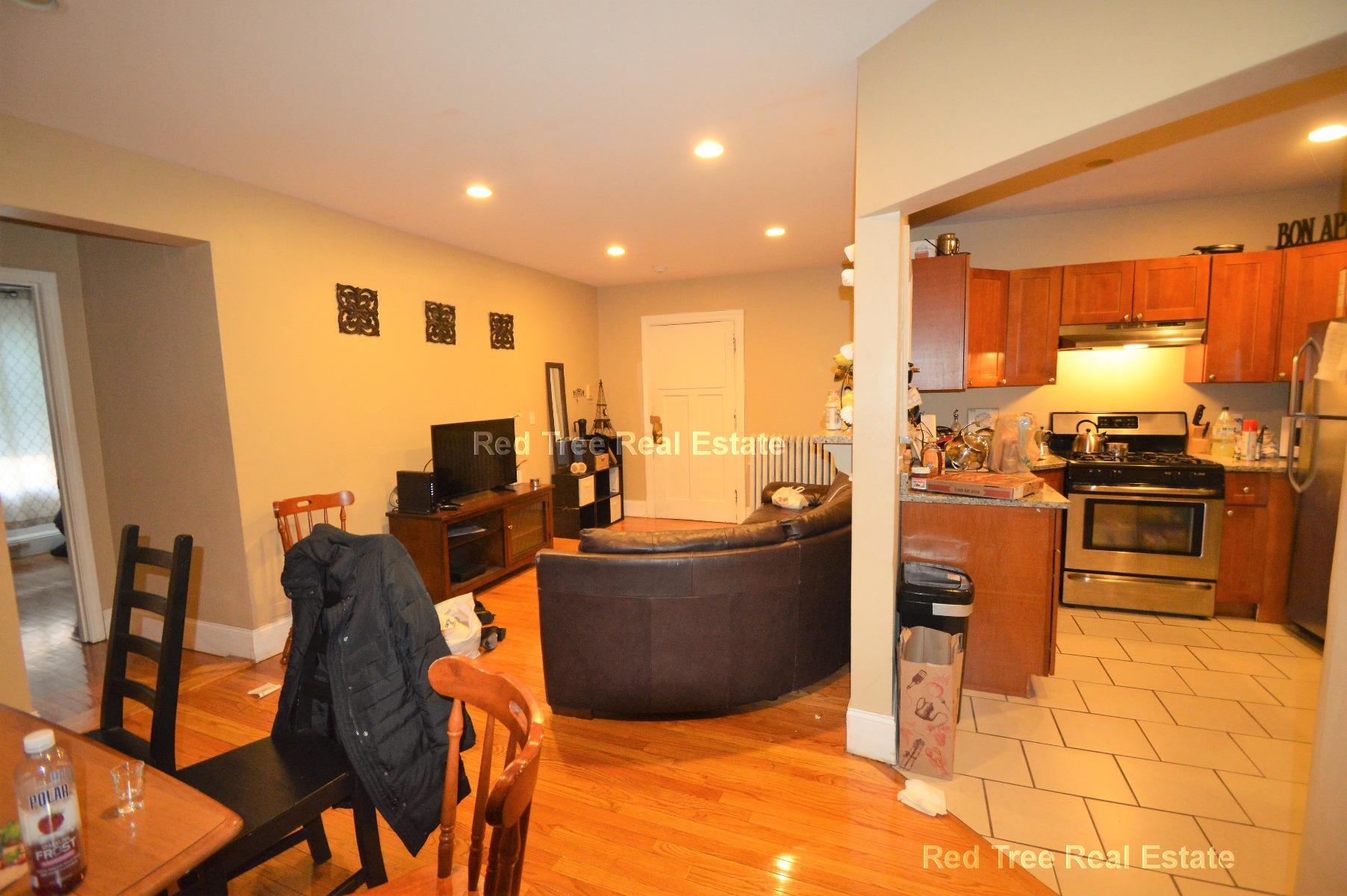 Building Photo - 72 Egmont St