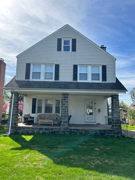 Primary Photo - 111 Brookline Blvd